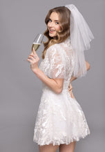 Load image into Gallery viewer, Joy - Short Veil